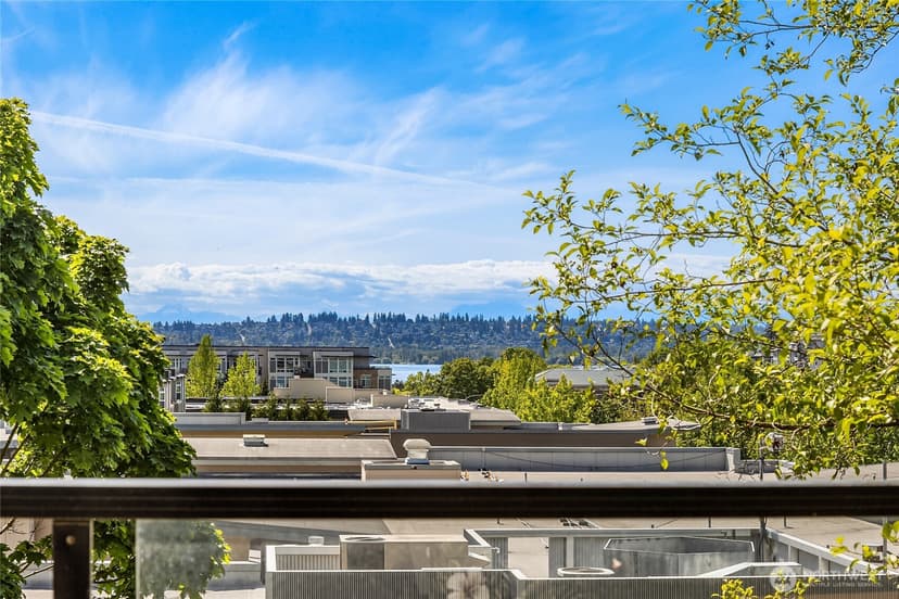 Property photo for 410 2nd Avenue S #111, Kirkland