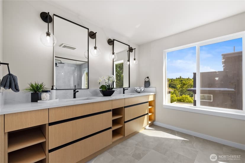 Property photo for 3407 B NW Market Street, Seattle photo 16