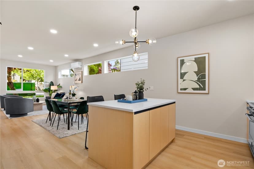 Property photo for 3407 B NW Market Street, Seattle photo 11
