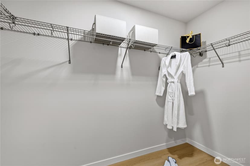 Property photo for 3407 B NW Market Street, Seattle photo 15