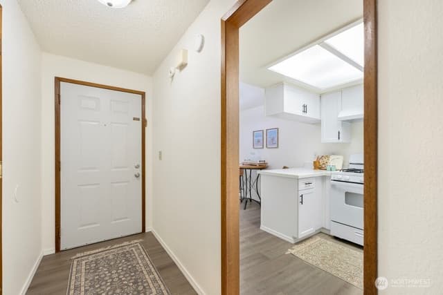 Property photo for 11422 SE 256th Place, Kent photo 4