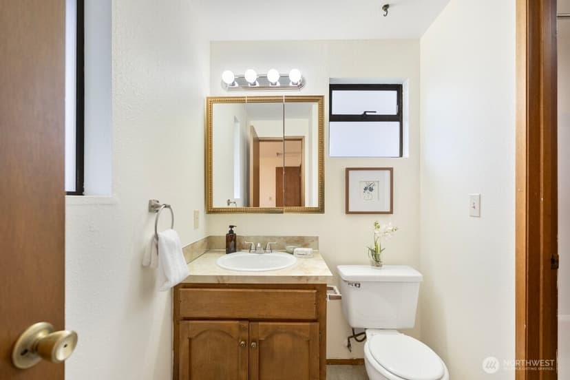 Property photo for 11422 SE 256th Place, Kent photo 20