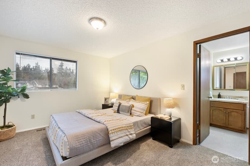 Property photo for 11422 SE 256th Place, Kent photo 17
