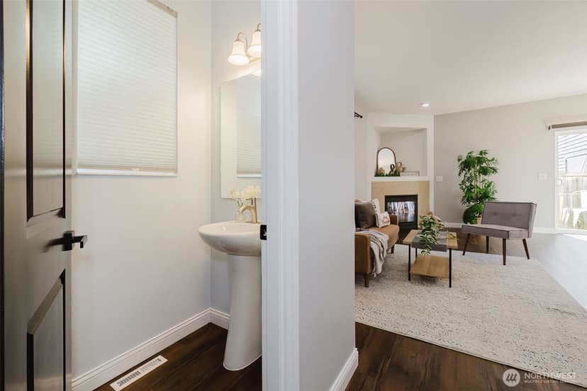 Property photo for 352 NE Miramar Circle, Bremerton photo 19
