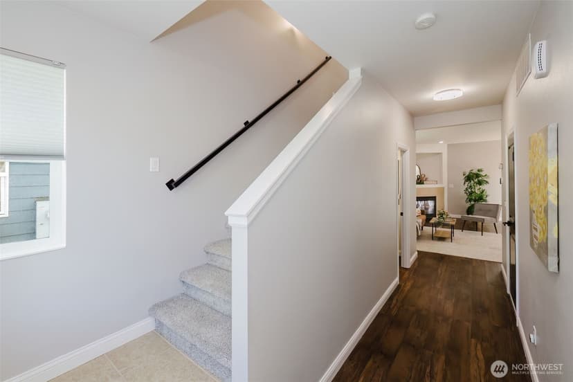 Property photo for 352 NE Miramar Circle, Bremerton photo 5