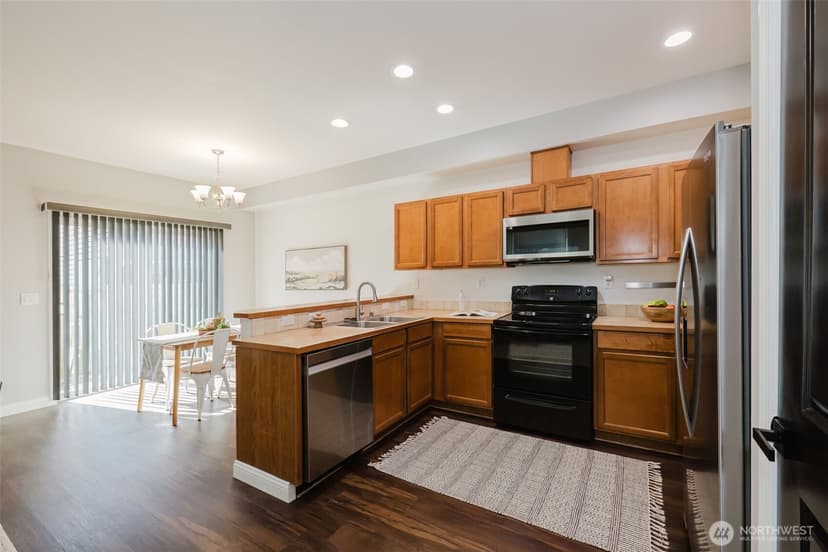 Property photo for 352 NE Miramar Circle, Bremerton photo 11