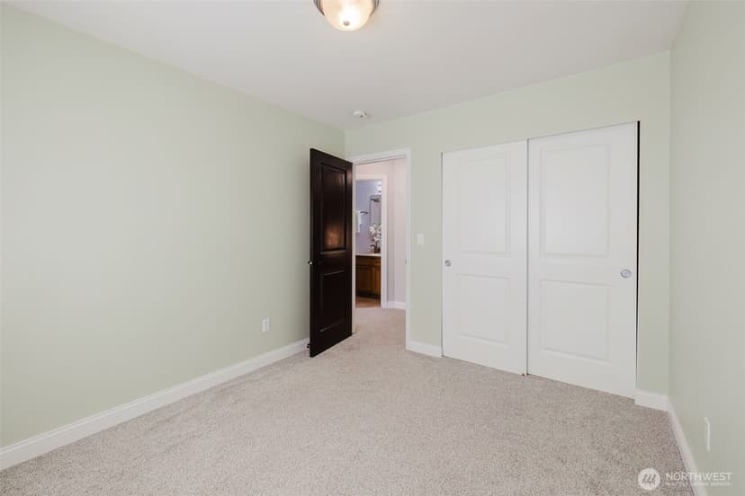 Property photo for 352 NE Miramar Circle, Bremerton photo 33