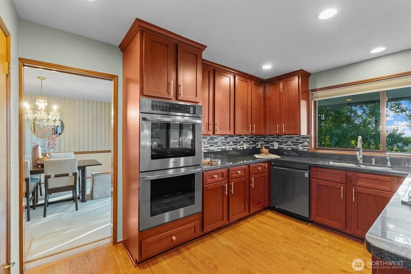 Property photo for 17315 102nd Ave NE, Bothell photo 7