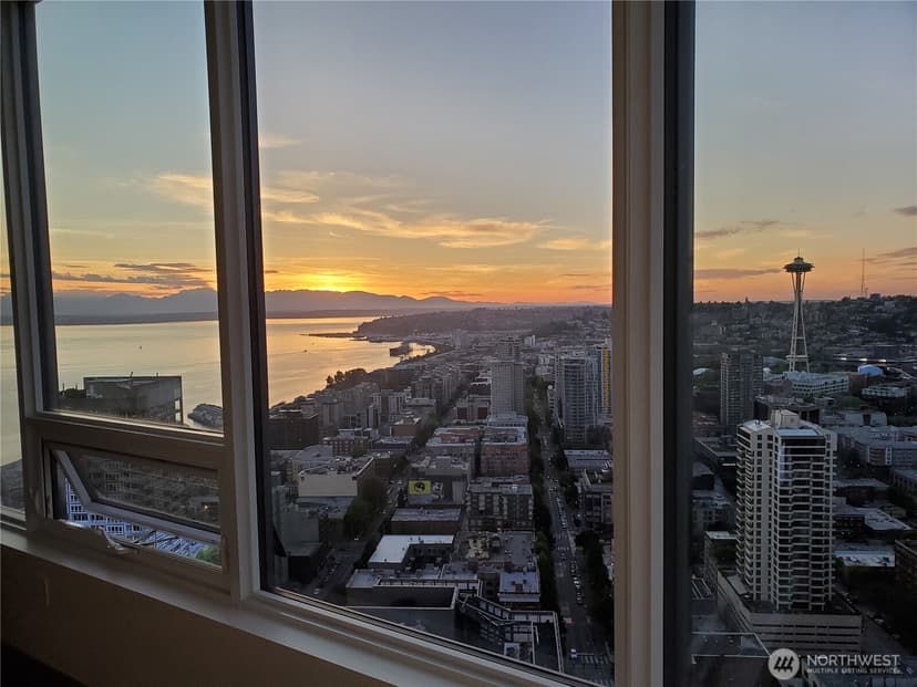 Property photo for 2015 2nd Avenue #3303, Seattle photo 8