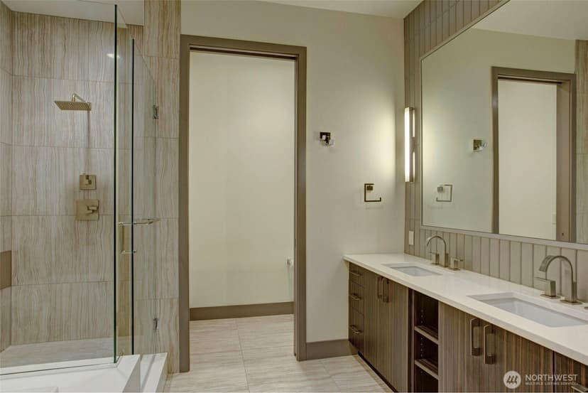 Property photo for 2015 2nd Avenue #3303, Seattle photo 19