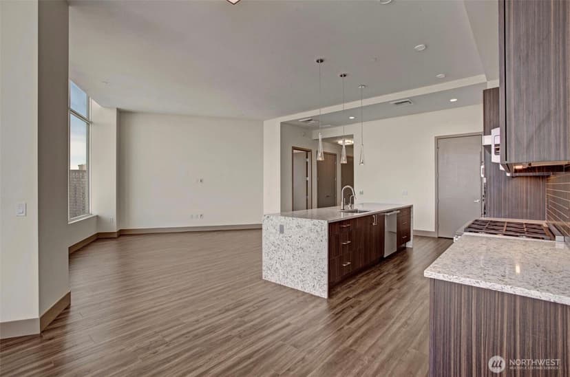 Property photo for 2015 2nd Avenue #3303, Seattle photo 14