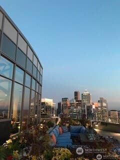 Property photo for 2015 2nd Avenue #3303, Seattle photo 2