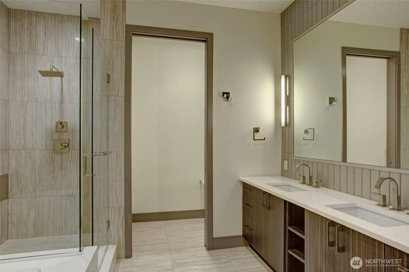 Property photo for 2015 2nd Avenue #3303, Seattle photo 18