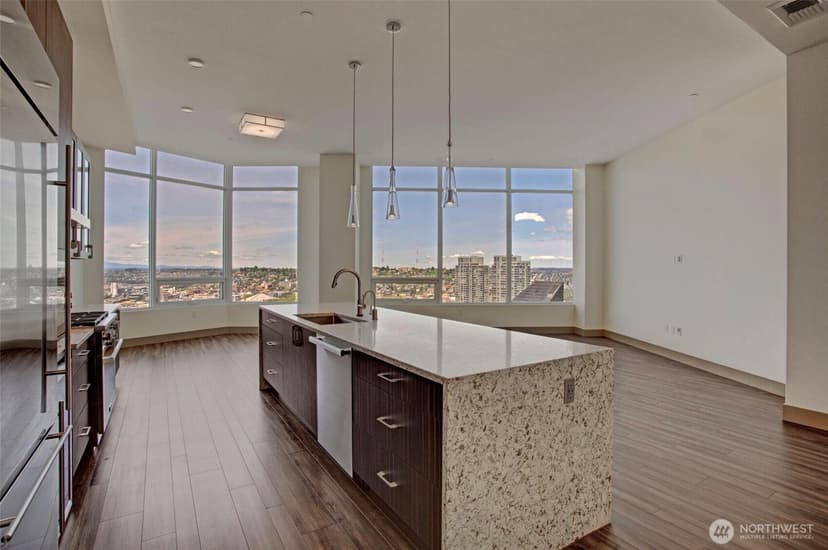 Property photo for 2015 2nd Avenue #3303, Seattle photo 10
