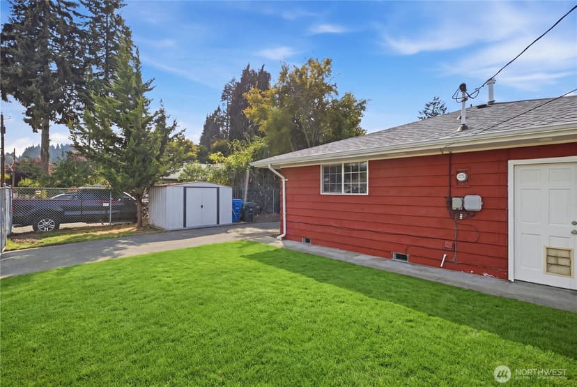 Property photo for 626 9th Avenue SE, Puyallup photo 29