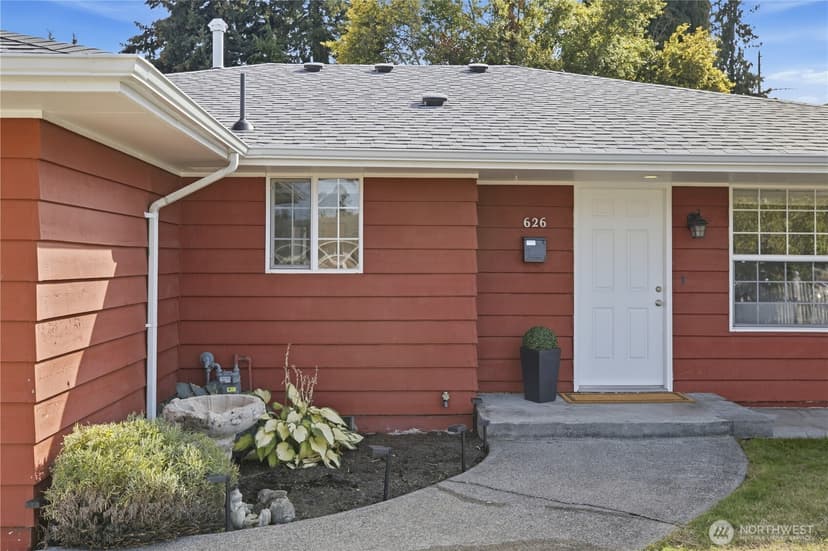 Property photo for 626 9th Avenue SE, Puyallup photo 32