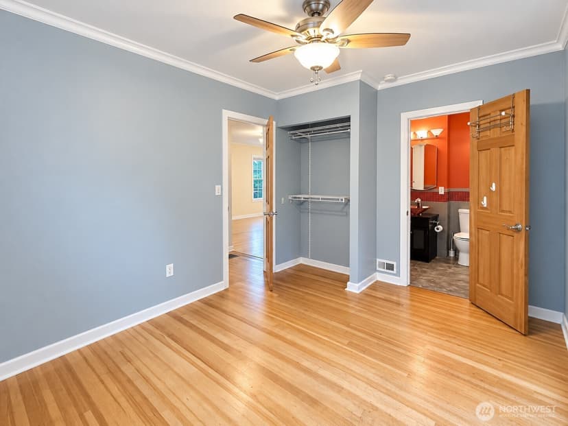 Property photo for 5753 40th Avenue NE, Seattle photo 20