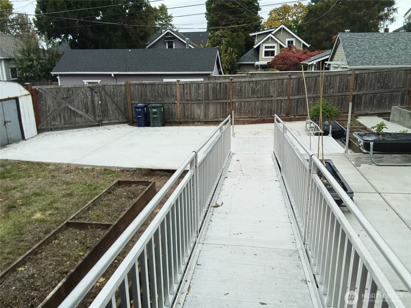 Property photo for 815 N Cushman Avenue, Tacoma photo 18