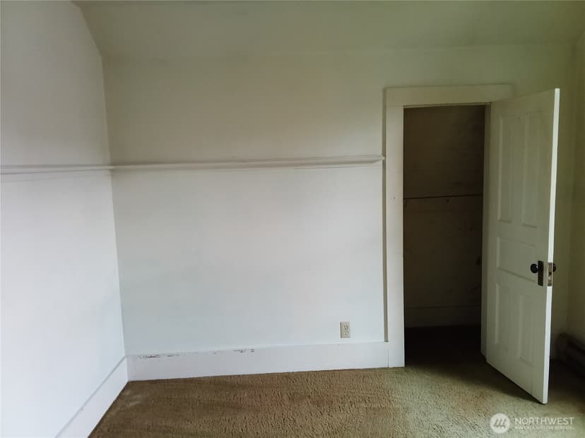 Property photo for 815 N Cushman Avenue, Tacoma photo 12