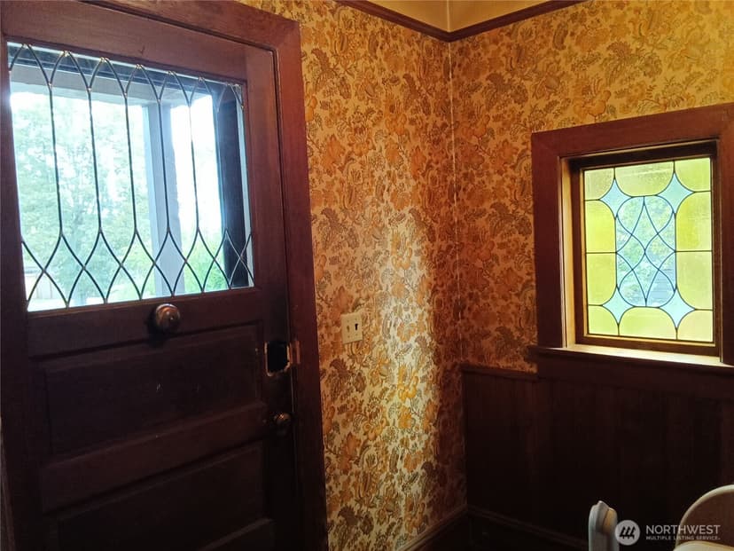 Property photo for 815 N Cushman Avenue, Tacoma photo 2