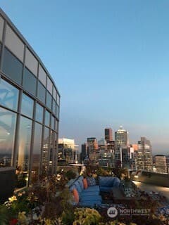 Property photo for 2015 2nd Avenue #3305, Seattle photo 2