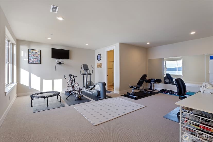 Property photo for 11928 Possession Lane, Edmonds photo 29