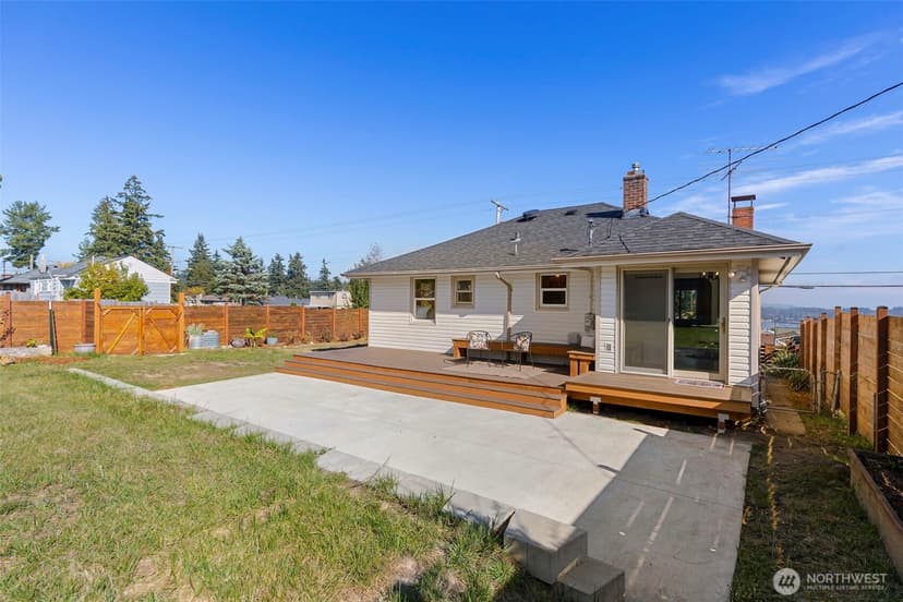 Property photo for 2131 Trenton Avenue, Bremerton photo 24