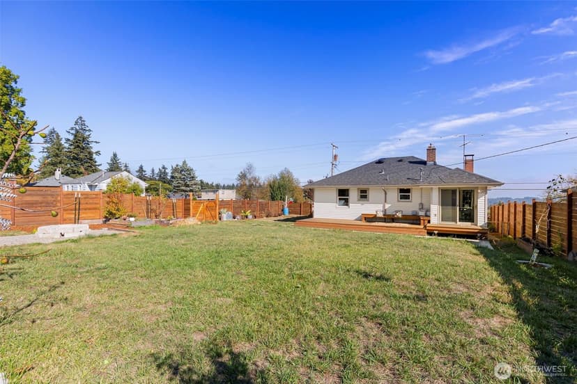 Property photo for 2131 Trenton Avenue, Bremerton photo 23