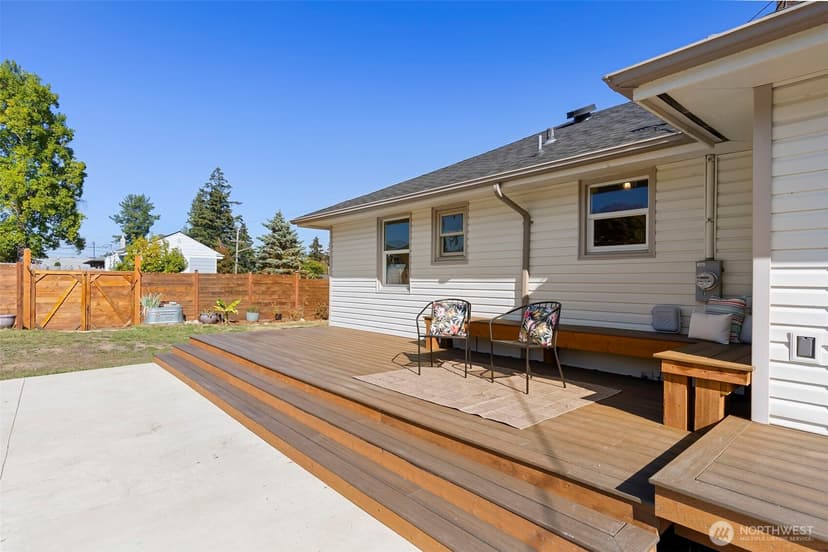 Property photo for 2131 Trenton Avenue, Bremerton photo 20
