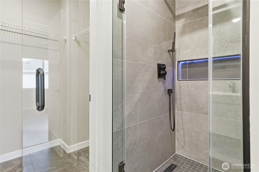 Property photo for 22998 Cherry Street, Black Diamond photo 26