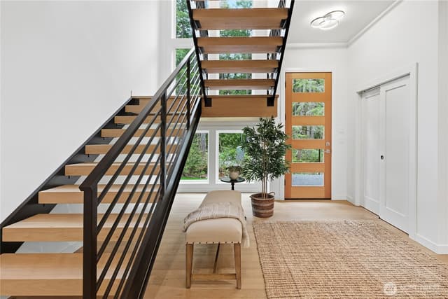 Property photo for 6015 Chorus Frog Street NE, Bainbridge Island photo 3