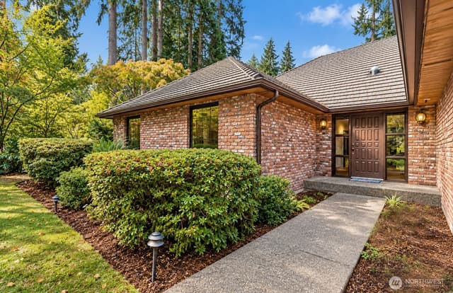 Property photo for 14216 26th Court SE, Mill Creek photo 3