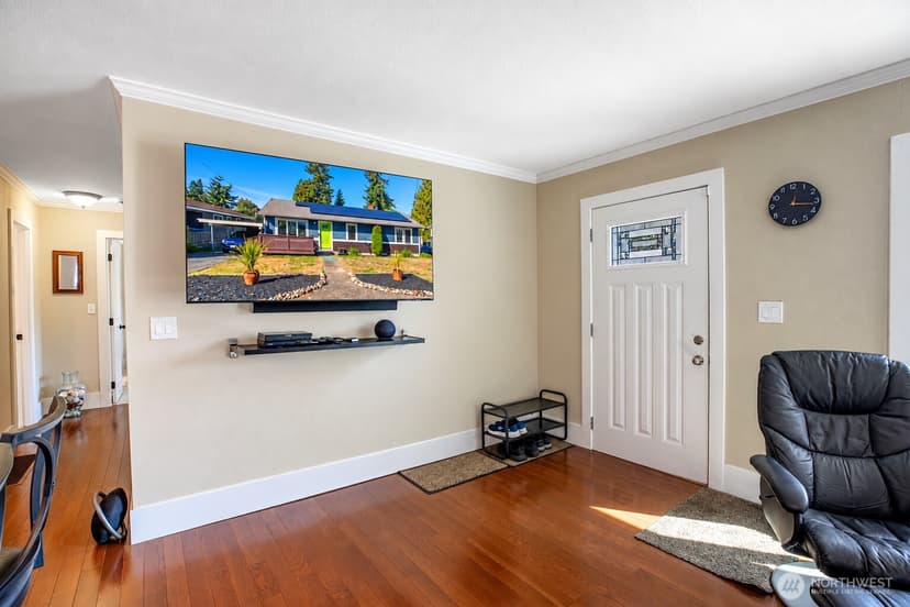 Property photo for 9745 2nd Avenue NW, Seattle photo 5