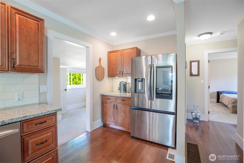 Property photo for 9745 2nd Avenue NW, Seattle photo 12