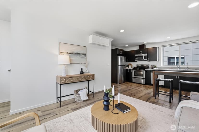 Property photo for 2421 Wickstrom Place SW, Seattle photo 13
