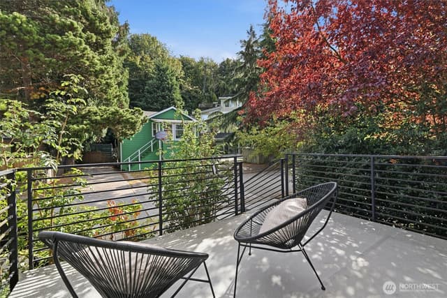 Property photo for 2421 Wickstrom Place SW, Seattle photo 4