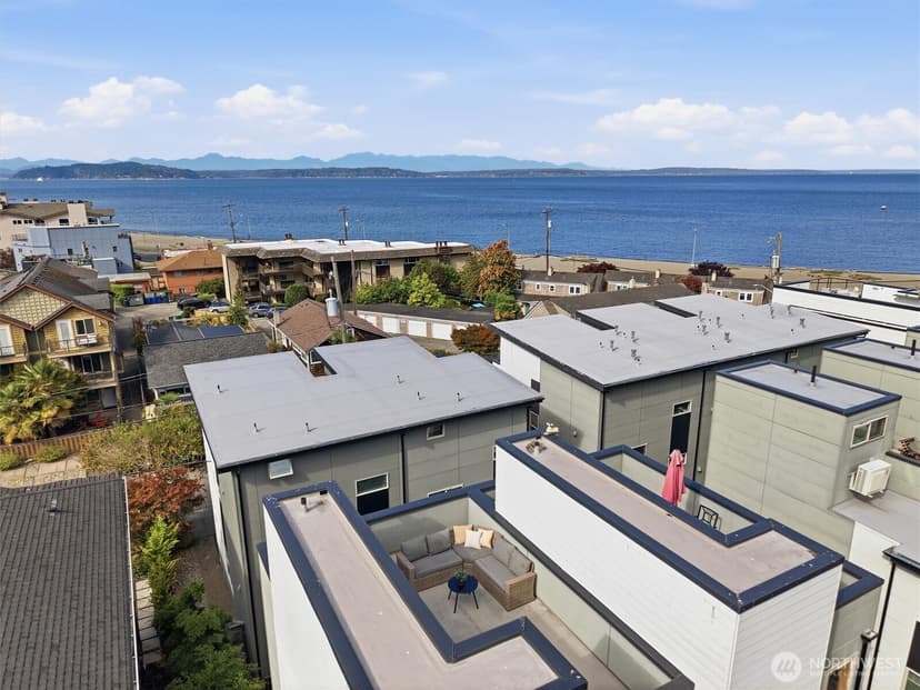 Property photo for 2421 Wickstrom Place SW, Seattle photo 29