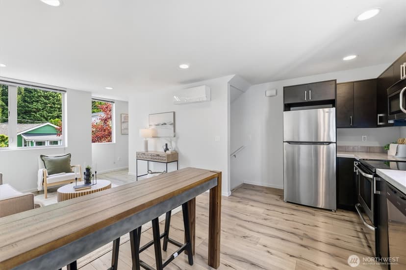 Property photo for 2421 Wickstrom Place SW, Seattle photo 10