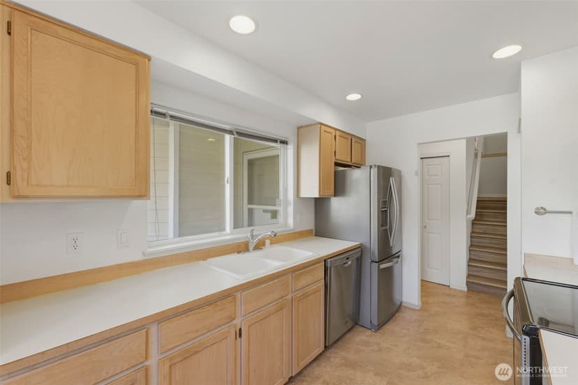 Property photo for 1924 187th Place SE, Bothell photo 13