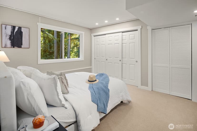 Property photo for 17306 NE 165th Street, Woodinville photo 6