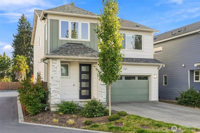 Property photo for 6224 206th Place SW, Lynnwood photo 3