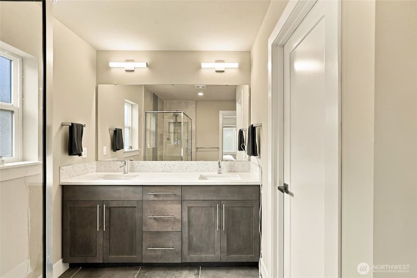 Property photo for 6224 206th Place SW, Lynnwood photo 22