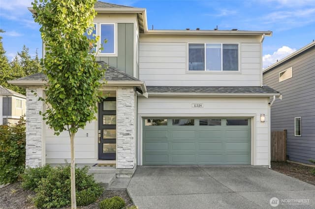 Property photo for 6224 206th Place SW, Lynnwood photo 2