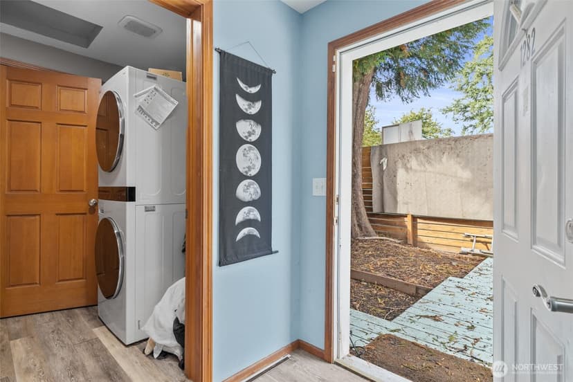 Property photo for 1282 Retsil Road E, Port Orchard photo 6