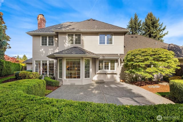 Property photo for 5684 Matterhorn Place NW, Issaquah photo 4
