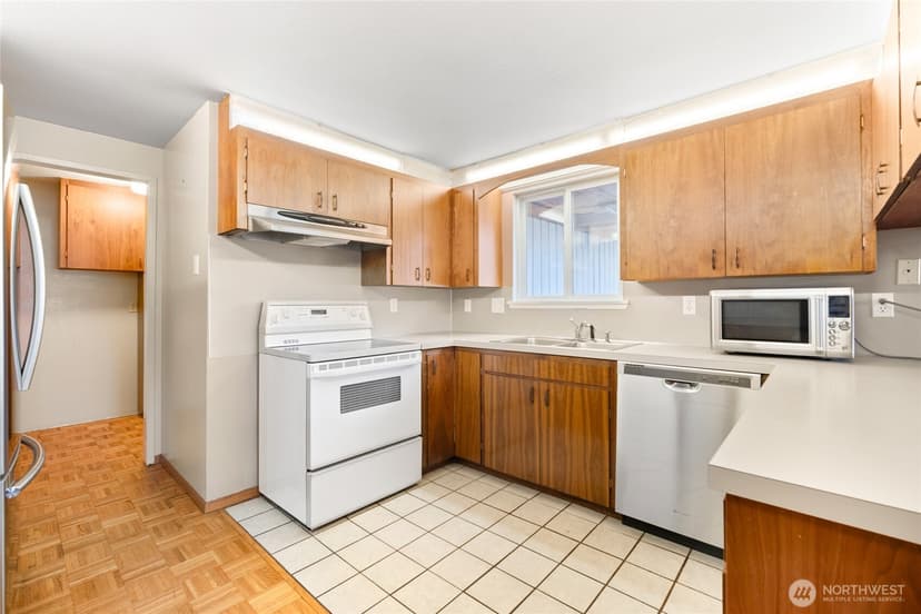 Property photo for 1605 126th Street SE, Everett photo 4