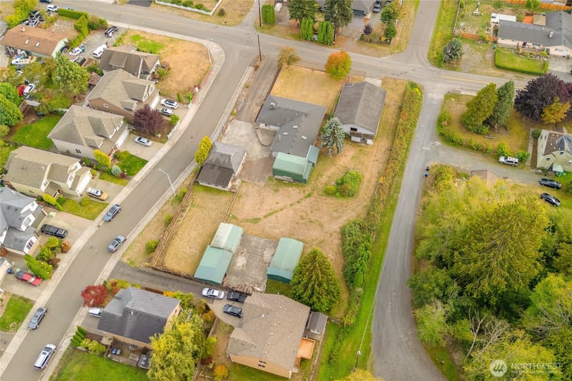 Property photo for 1605 126th Street SE, Everett photo 25