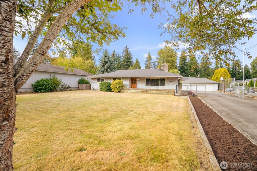 Property photo for 1605 126th Street SE, Everett photo 2