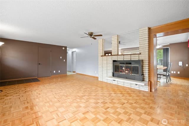 Property photo for 1605 126th Street SE, Everett photo 3