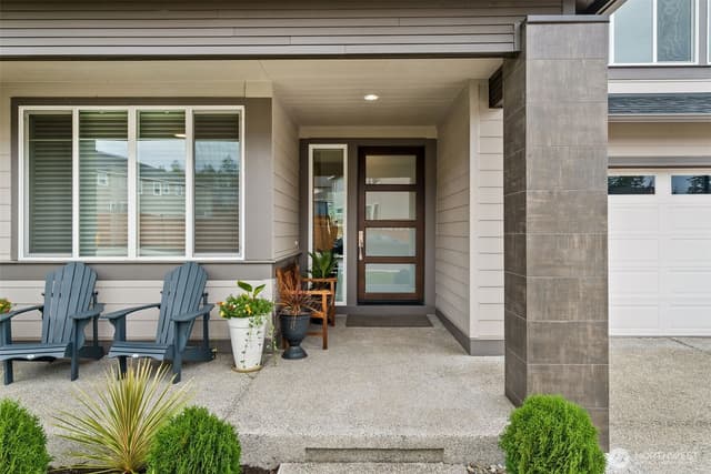 Property photo for 5541 Great Glen Road SW, Port Orchard photo 2